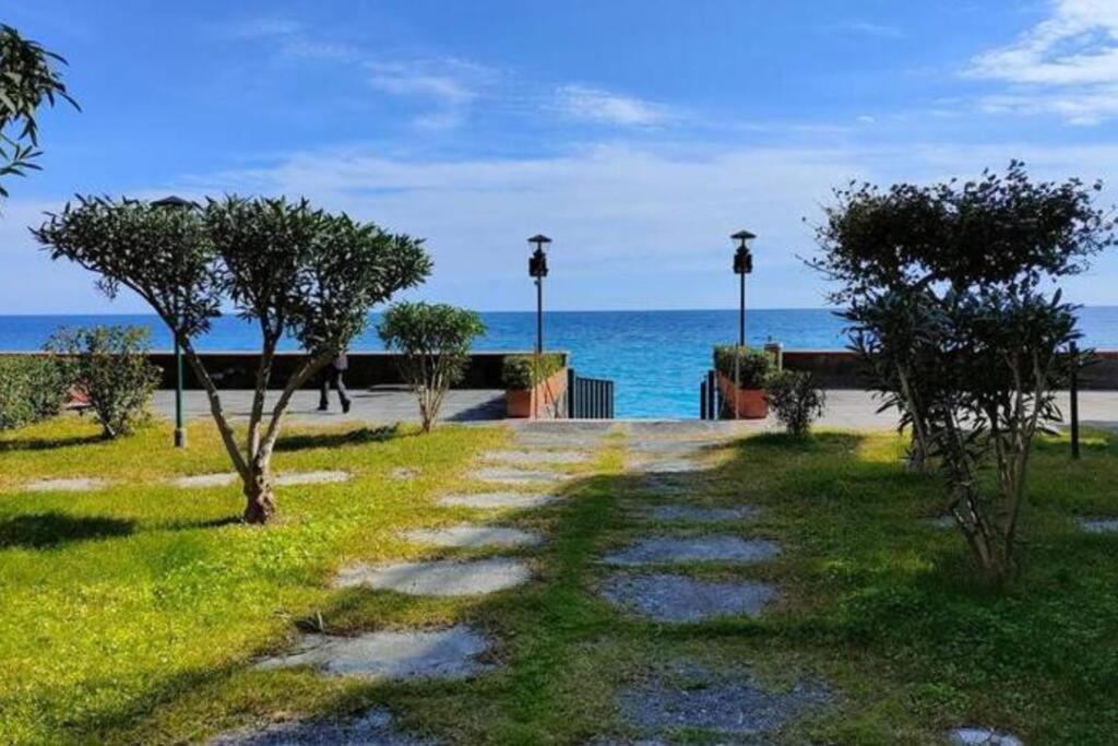 Blue Taormina